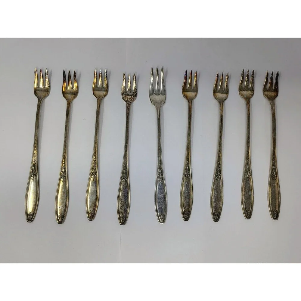 Oneida Rosemary Rockford Silverplate Set Of 9 Cocktail Forks Art Deco MCM